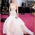 Jennifer Lawrence eligió un vestido de luz rosa Dior Couture , colección Primavera Couture 2013.
Oscars 2013